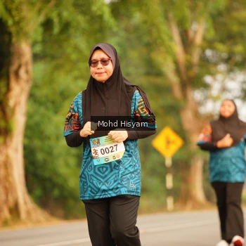 Runner Photo 3741579