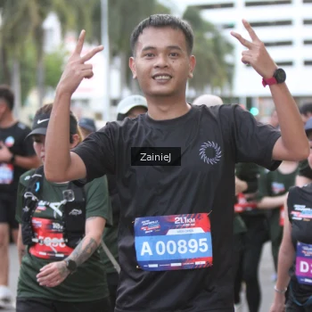 Runner Photo 3741636