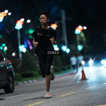 Runner Photo 3741680