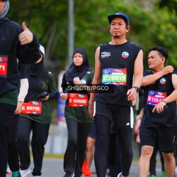 Runner Photo 3741693