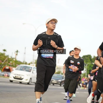 Runner Photo 3741780