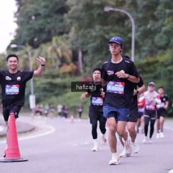 Runner Photo 3741829
