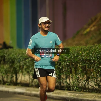 Runner Photo 3741843
