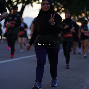 Runner Photo 3741865