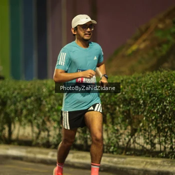 Runner Photo 3741871