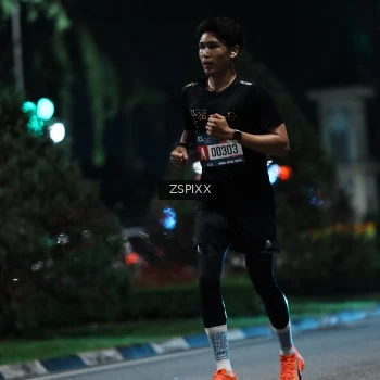 Runner Photo 3741954