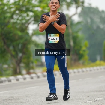 Runner Photo 3741983