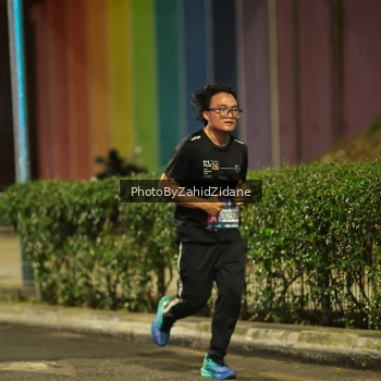 Runner Photo 3742013