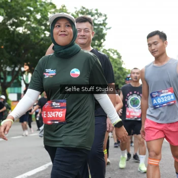 Runner Photo 3742015