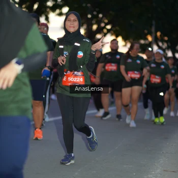Runner Photo 3742019