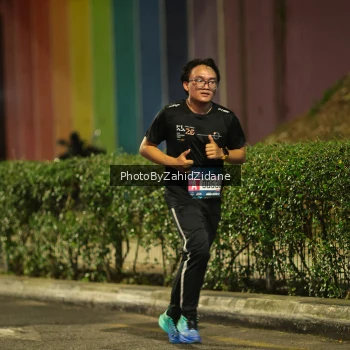 Runner Photo 3742046