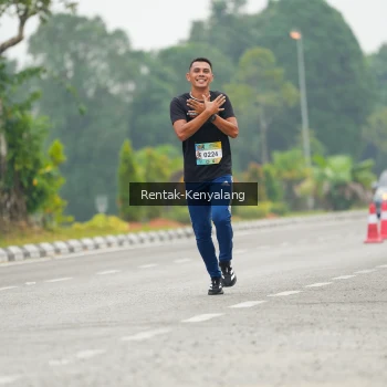 Runner Photo 3742075