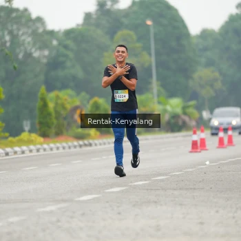 Runner Photo 3742108