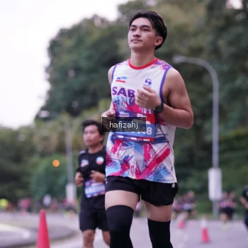 Runner Photo 3742114