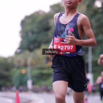 Runner Photo 3742413