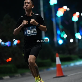 Runner Photo 3742433