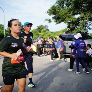Runner Photo 3742436