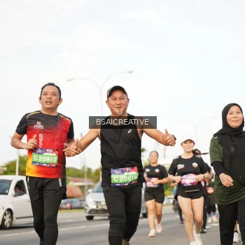 Runner Photo 3742579