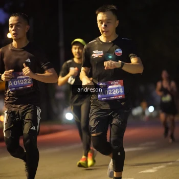 Runner Photo 3742600