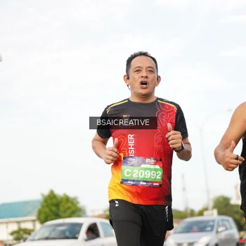Runner Photo 3742614