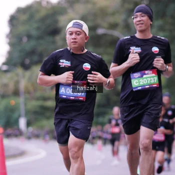 Runner Photo 3742630