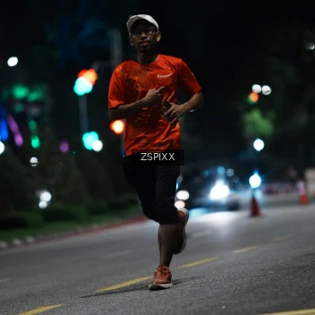 Runner Photo 3742635
