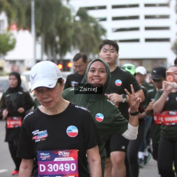 Runner Photo 3742643