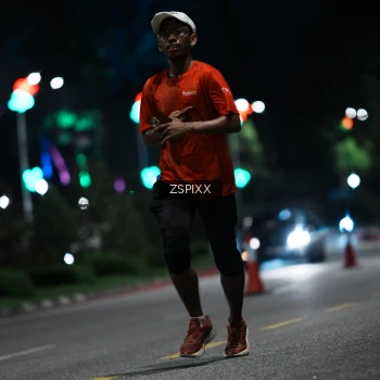Runner Photo 3742652