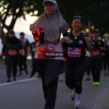 Runner Photo 3742693