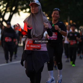 Runner Photo 3742702