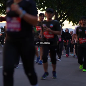 Runner Photo 3742812