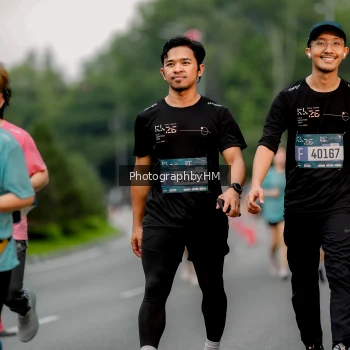 Runner Photo 3742816