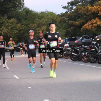 Runner Photo 3742823