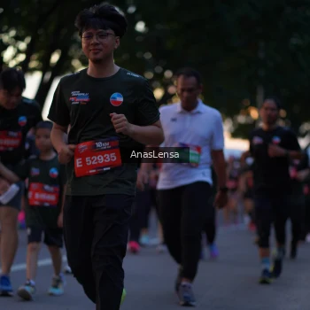 Runner Photo 3742824