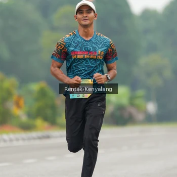 Runner Photo 3742893