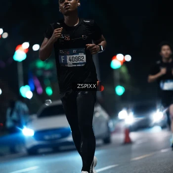 Runner Photo 3742922