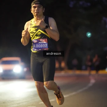 Runner Photo 3742944