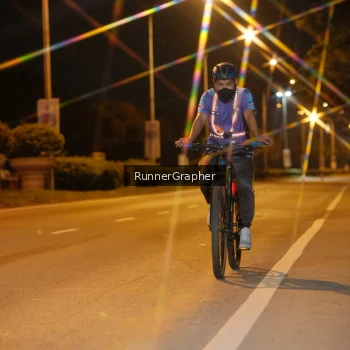 Runner Photo 3742951