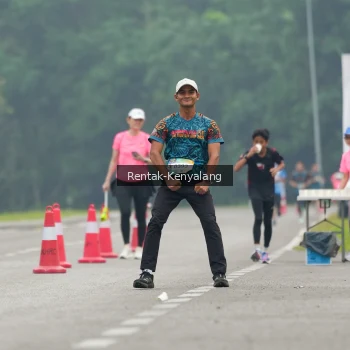 Runner Photo 3743002