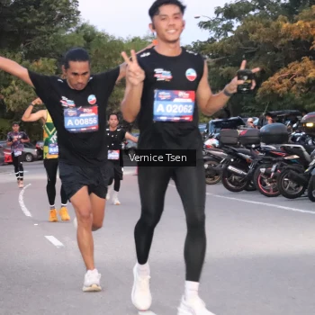Runner Photo 3743016
