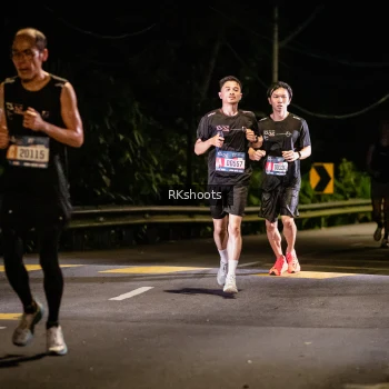 Runner Photo 3743023