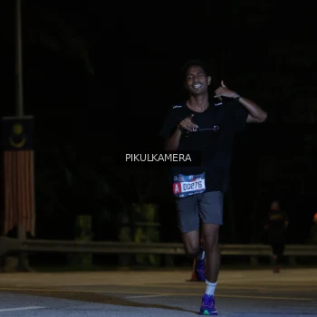 Runner Photo 3743028