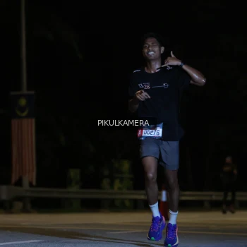 Runner Photo 3743044