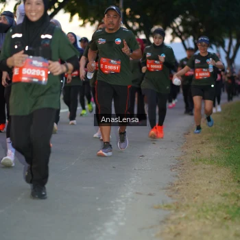 Runner Photo 3743059