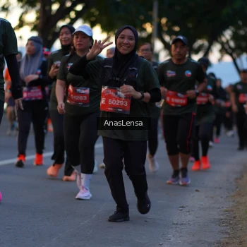 Runner Photo 3743114