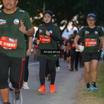 Runner Photo 3743116