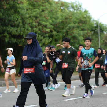 Runner Photo 3743120