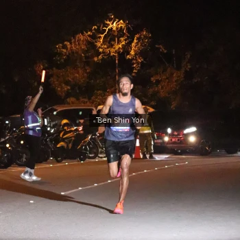 Runner Photo 3743121