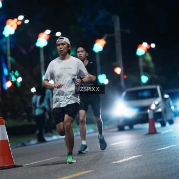 Runner Photo 3743142
