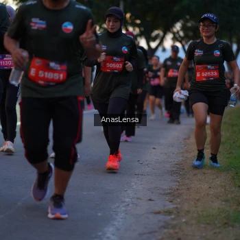 Runner Photo 3743255